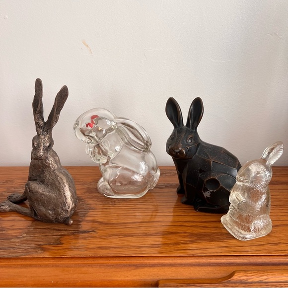 Charming Rabbit Figurine Set - Picture 1 of 12